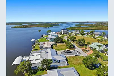 11982 W Bayshore Drive, Crystal River, FL 34429 - Photo 50