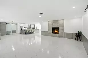 11982 W Bayshore Dr, Crystal River, FL 34429 - Photo 6