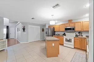 11006 Canary Ave, Weeki Wachee, FL 34613 - Photo 42