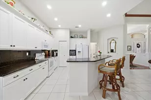 10051 Lenox Blvd, Weeki Wachee, FL 34613 - Photo 16