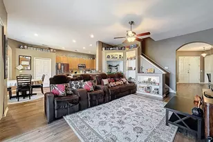 2422 Wood Pointe Dr, Holiday, FL 34691 - Photo 10