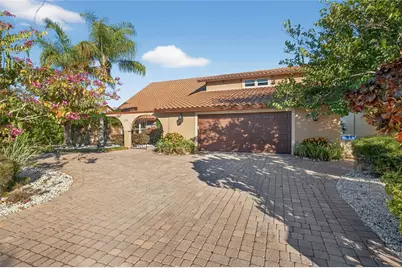 5124 South Shore Drive, New Port Richey, FL 34652 - Photo 2