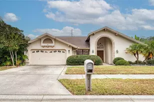 44 Ridgecroft Ln, Safety Harbor, FL 34695 - Photo 1