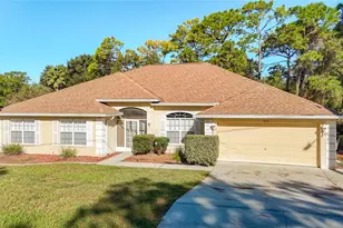 207 Linder Dr, Homosassa, FL 34446 - Photo 2