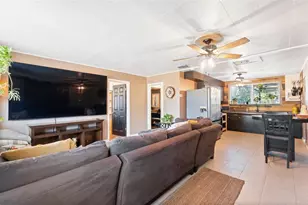 7002 Eisenhower St, Weeki Wachee, FL 34613 - Photo 58