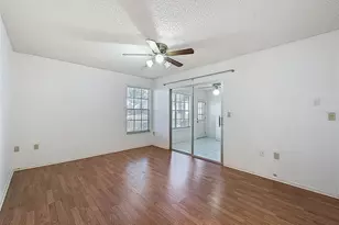 11403 Versailles Ln, Port Richey, FL 34668 - Photo 38