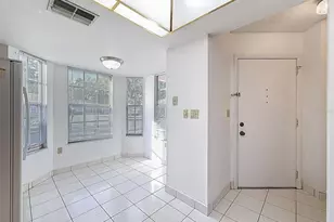 11403 Versailles Ln, Port Richey, FL 34668 - Photo 10