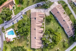 11403 Versailles Ln, Port Richey, FL 34668 - Photo 58