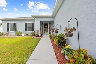 18062 Malibar Rd, Weeki Wachee, FL 34614 - Photo 4