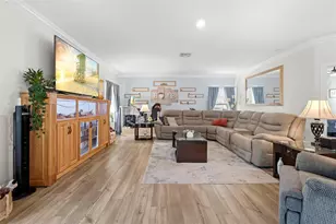 18062 Malibar Rd, Weeki Wachee, FL 34614 - Photo 14