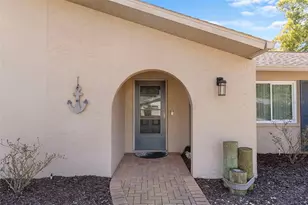 10464 Mayflower Rd, Spring Hill, FL 34608 - Photo 4
