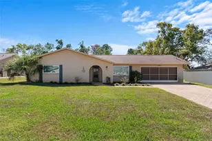 10464 Mayflower Rd, Spring Hill, FL 34608 - Photo 2