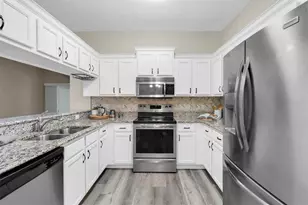 7715 Dawson Crk Ln, New Port Richey, FL 34654 - Photo 8