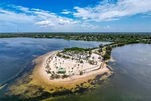 890 Crestridge Cir, Tarpon Springs, FL 34688 - Photo 52