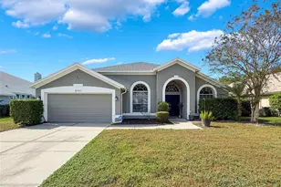 890 Crestridge Cir, Tarpon Springs, FL 34688 - Photo 4