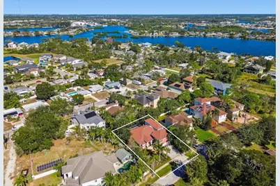 1218 Castle Terrace, Tarpon Springs, FL 34689 - Photo 40