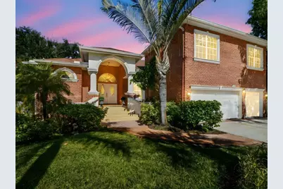 1218 Castle Terrace, Tarpon Springs, FL 34689 - Photo 2