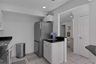 5272 Tropical Point, Weeki Wachee, FL 34607 - Photo 14
