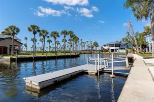5272 Tropical Point, Weeki Wachee, FL 34607 - Photo 6