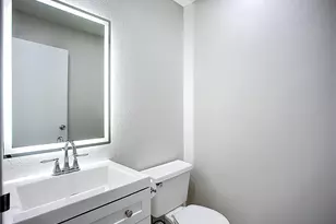 1811 Bedford Ln, Sun City Center, FL 33573 - Photo 16