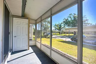 1811 Bedford Ln, Sun City Center, FL 33573 - Photo 28