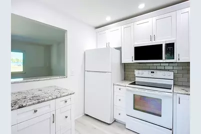 1811 Bedford Lane #166, Sun City Center, FL 33573 - Photo 12