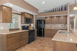7312 Bottle Brush Dr, Spring Hill, FL 34606 - Photo 10