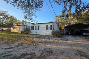 16403 Bosley Dr, Spring Hill, FL 34610 - Photo 4