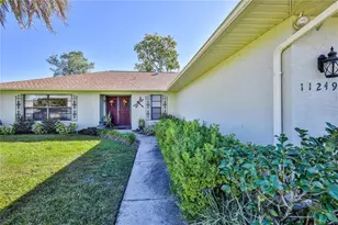 11249 Riddle Dr, Spring Hill, FL 34609 - Photo 6