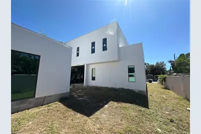 1731 Siesta Drive, Sarasota, FL 34239 - Photo 4