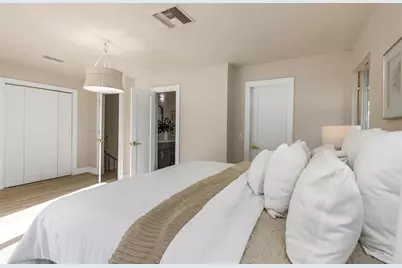 1905 Pinetree Lane, Largo, FL 33770 - Photo 46