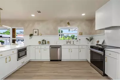 1905 Pinetree Lane, Largo, FL 33770 - Photo 24