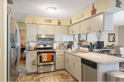 12265 Shafton Road, Spring Hill, FL 34608 - Photo 8