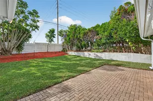 302 Leafwood Rd, Tarpon Springs, FL 34689 - Photo 44