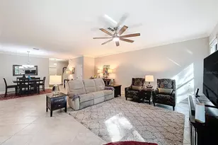 28520 Tranquil Lake Cir, Wesley Chapel, FL 33543 - Photo 6
