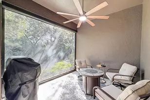 28520 Tranquil Lake Cir, Wesley Chapel, FL 33543 - Photo 18