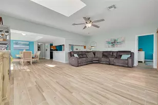 6126 Seaside Dr, New Port Richey, FL 34652 - Photo 6