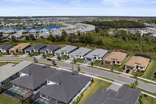 18470 Rockport Pl, Lakewood Ranch, FL 34211 - Photo 10