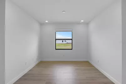 18119 Cresswind Terrace, Lakewood Ranch, FL 34211 - Photo 44