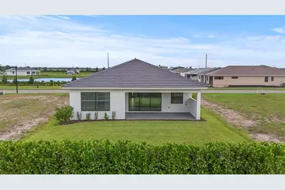 18119 Cresswind Terrace, Lakewood Ranch, FL 34211 - Photo 14