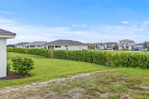 18119 Cresswind Ter, Lakewood Ranch, FL 34211 - Photo 10