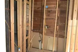 913 E 28th Ave, Tampa, FL 33605 - Photo 20