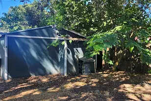 416 S Mulrennan Rd, Valrico, FL 33594 - Photo 20