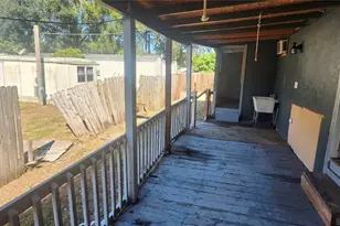 416 S Mulrennan Rd, Valrico, FL 33594 - Photo 4