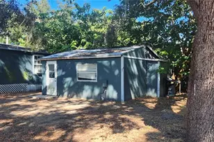 416 S Mulrennan Rd, Valrico, FL 33594 - Photo 2