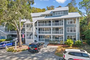 2577 Dolly Bay Dr, Palm Harbor, FL 34684 - Photo 2