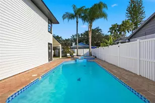 15307 Winterwind Dr, Tampa, FL 33624 - Photo 36