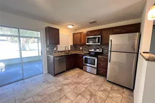 7847 Putnam Cir, New Port Richey, FL 34655 - Photo 2