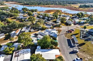 9375 Grizzly Bear Ln, Weeki Wachee, FL 34613 - Photo 16