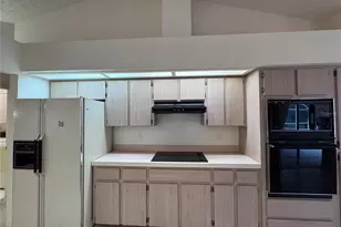 1091 Tournament Dr, Spring Hill, FL 34608 - Photo 8